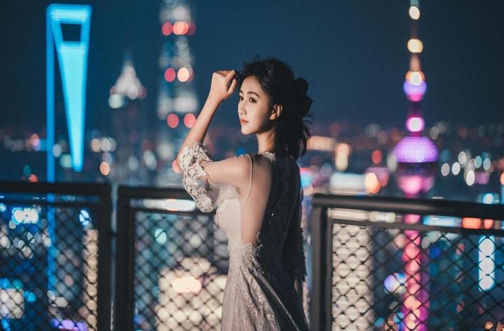 科技与亲情的平衡