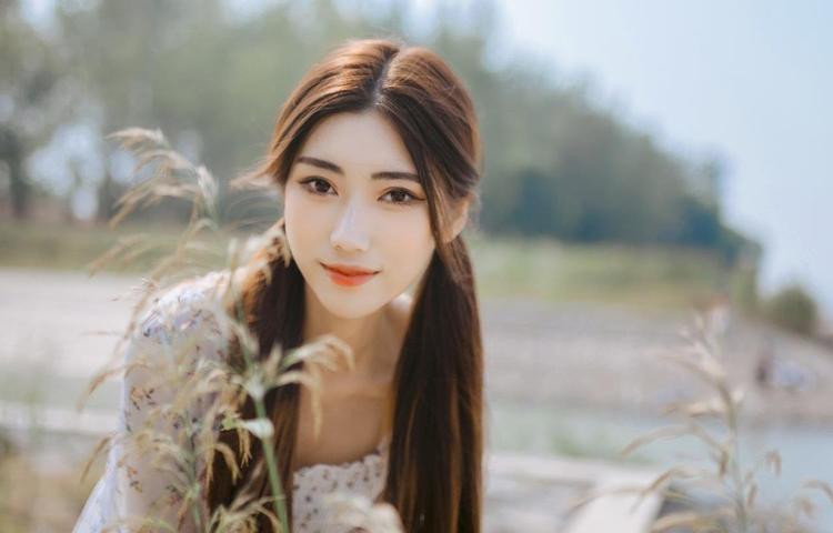 朋友聚会中的趣味互动